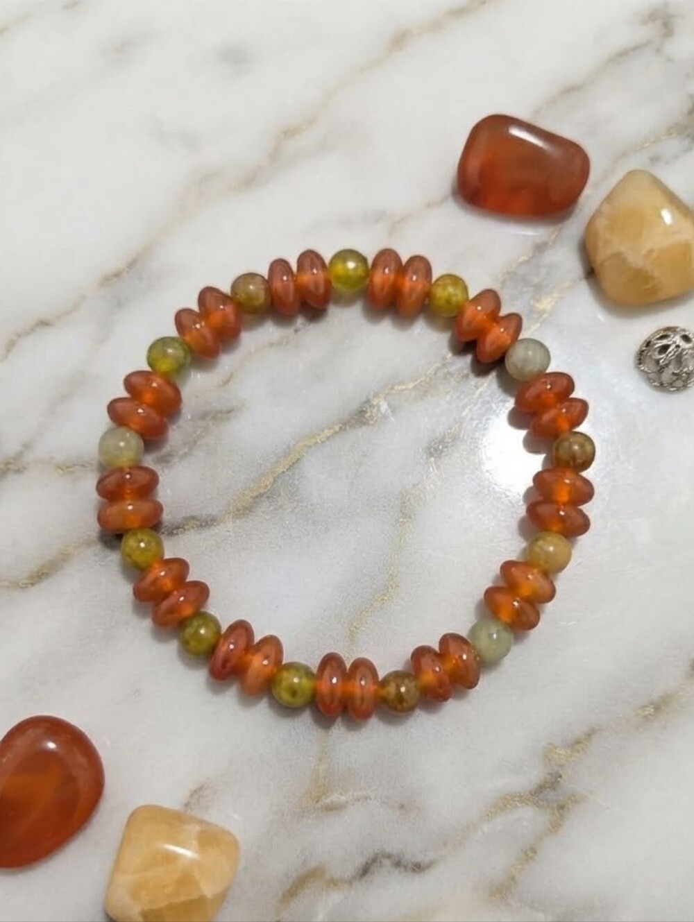 Carnelian/Dragon Vein Agate Bracelet
